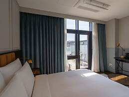 Hotel Crescendo Seoul