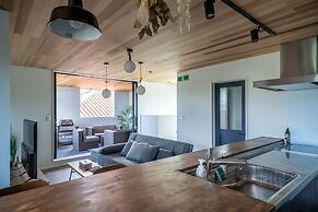 Urban Villa Resort YAE