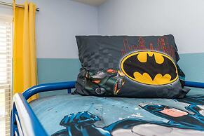 Spacious, Perfect Home for Orlando Getaway, Large Pool and Gameroom! #