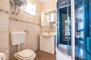 S1 - Studio Just 50m From the Beach With sea View