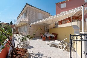 A1-apartment 50m From the Beach With the sea View