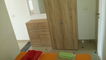 Apartment Misel With Bedrooms With Terrace and sea View