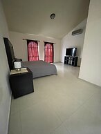 Room in Guest Room - 14 Comfortable Suite for 2 People