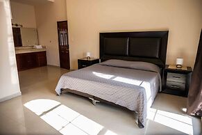 Room in Guest Room - 14 Comfortable Suite for 2 People