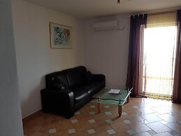 2 Bedroom Apartment Marko With Terrace and sea View