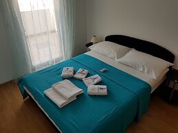 2 Bedroom Apartment Marko With Terrace and sea View