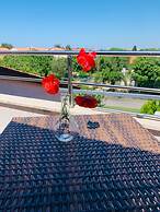 Room in Guest Room - Linc Rooms & Apartments