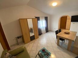 Apartment Mato With 1 Bedroom