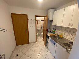 Apartment Mato With 1 Bedroom