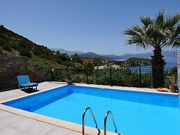 One Bedroom Villa With Private Seawater Pool! Just 150 Meters From the