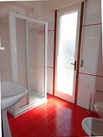 Beautiful Villa With Garden and Pool for 8 People