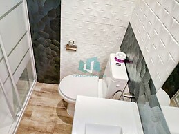 Holiday Apartment Near the Seafront Aircon and Wi-fi