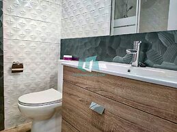 Holiday Apartment Near the Seafront Aircon and Wi-fi