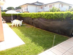 Stunning Villa With Private Garden