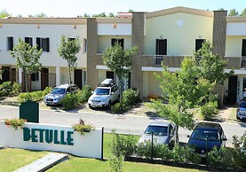 Beautiful Village For 5 People With Pool