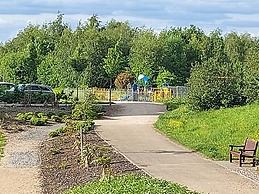 Room in Guest Room - Double Room, Full Kitchen, Smart TV, Shared Bathr