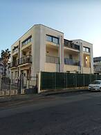 Comfortable Attic With Parking Space in the Town of Chiavari Num001