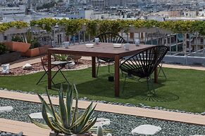 Penthouse in center of Athens with View