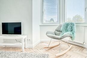 InnsbruckHomes at Botanical Garden