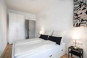 InnsbruckHomes at Botanical Garden