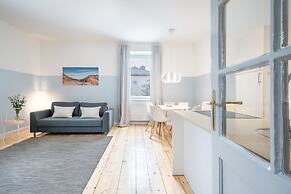 InnsbruckHomes at Botanical Garden