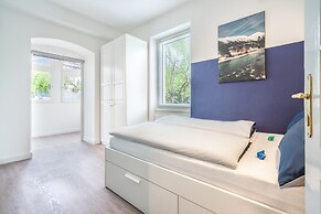 InnsbruckHomes at Botanical Garden