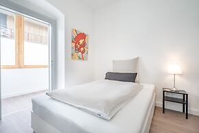 InnsbruckHomes at Botanical Garden