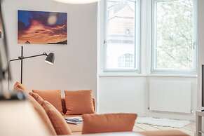 InnsbruckHomes at Botanical Garden