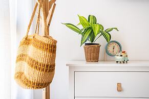 Stylish Seaside Escape with Balcony by Sea N' Rent