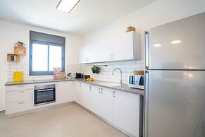 Stylish Seaside Escape with Balcony by Sea N' Rent