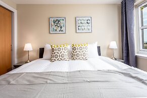 Old Prestwick View - Donnini Apartments