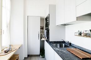 MyHomeInComo - S&O Apartment