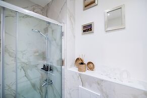 MyHomeInComo - S&O Apartment