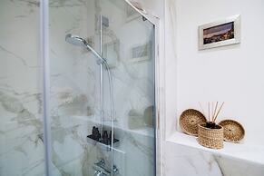 MyHomeInComo - S&O Apartment