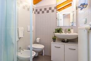 Il Balcone Delle Camelie Suite