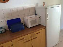 A3 - apt w. Patio, 3 min Walking From the Beach