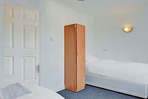 OYO the Gables Hotel, Birmingham Airport