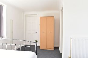 OYO the Gables Hotel, Birmingham Airport