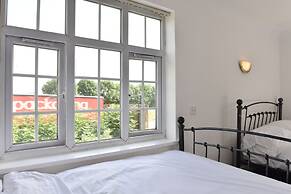 OYO the Gables Hotel, Birmingham Airport