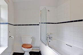 OYO the Gables Hotel, Birmingham Airport