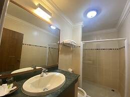 Asian Koh Kong Hotel