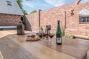 Chapel Cottage, Pond Hall Farm, Hadleigh
