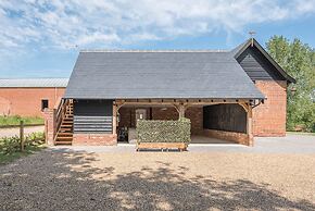 Geoff's Rest, Pond Hall Farm, Hadleigh