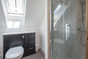 Geoff's Rest, Pond Hall Farm, Hadleigh