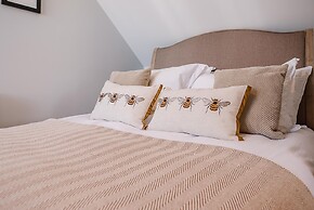 Geoff's Rest, Pond Hall Farm, Hadleigh