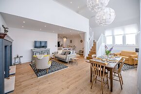 One The Old School, Leiston