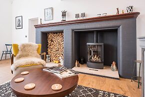 One The Old School, Leiston