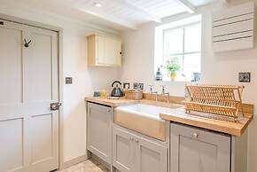 The Wash House, Middleton