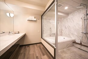 Oriental Hotel Okinawa Resort & Spa