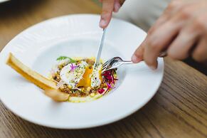 Oriental Hotel Okinawa Resort & Spa